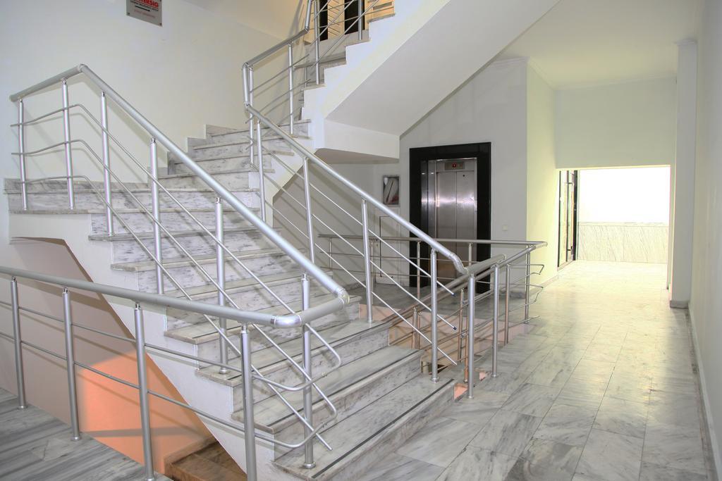 Luxury Blloku Tirana Apartment Luaran gambar